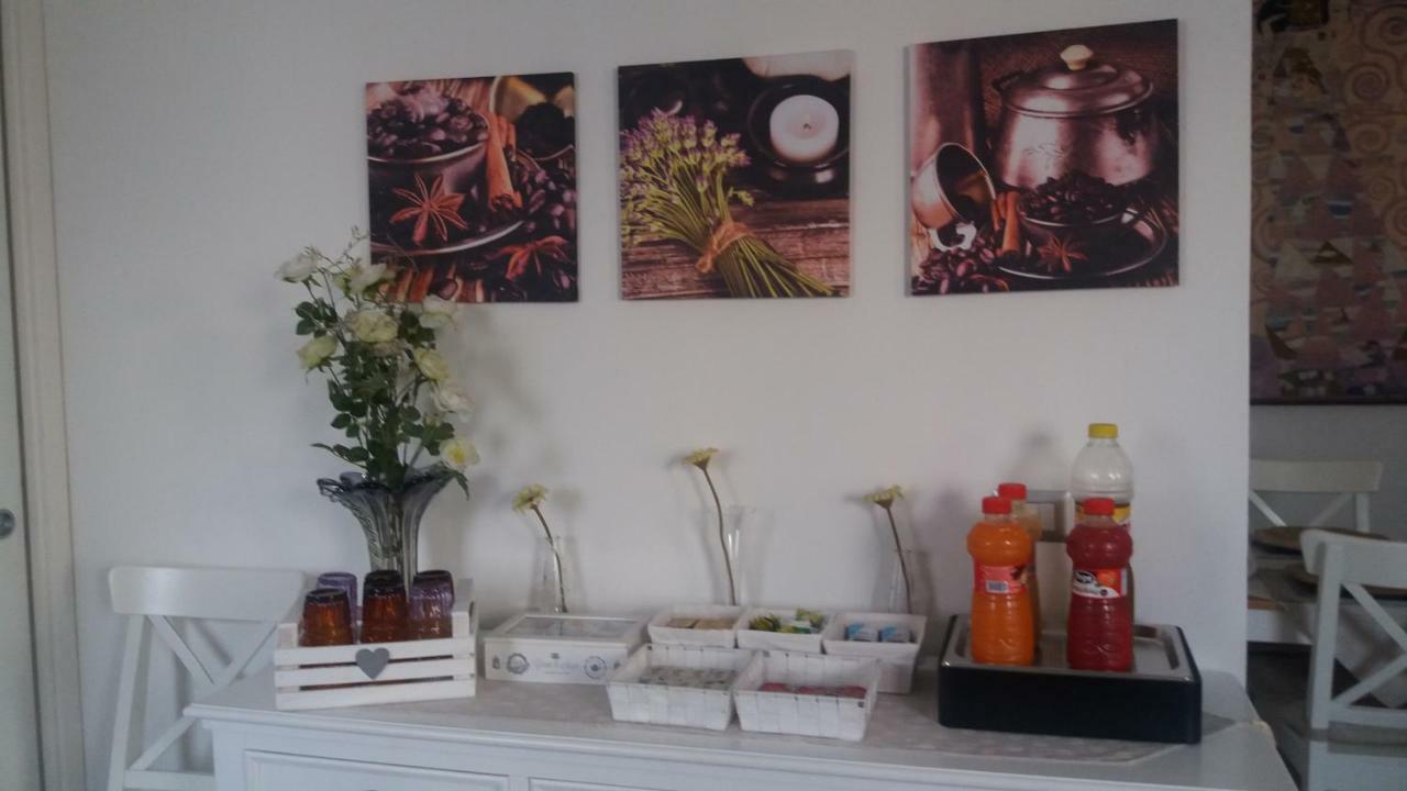 Venustas Bed & Breakfast Lampedusa Bagian luar foto